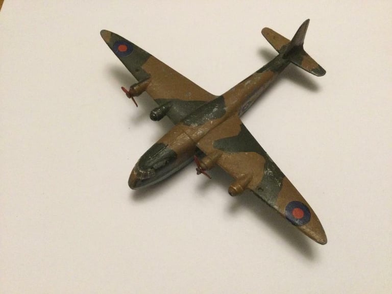 image for Dinky Toys Empire Flying Boat
