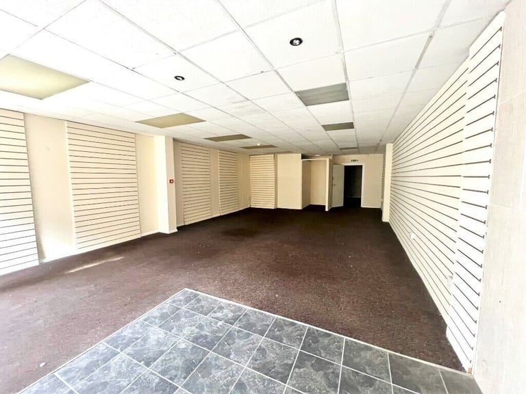 Sandwich Bar / Coffee Shop for rent in Denmark Shopping Centre, South