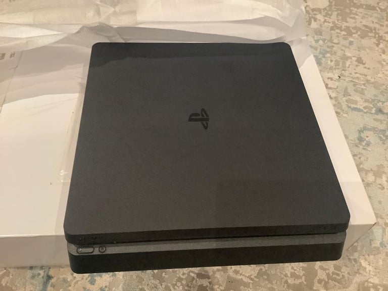 PS4 slim HDR 1TB PSVR ready