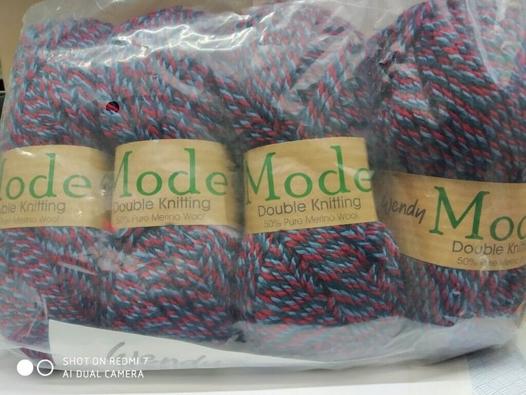 JAMES C BRETT BABY SUPERSOFT 3PLY KNITTING WOOL YARN 5X100G IN WHITE