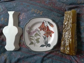 Chris Coe Vase, Spode Plate & Triangular Vase all in VGC