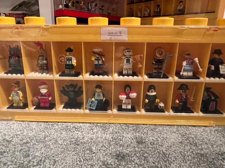 Lego Minifigure set - Series 8