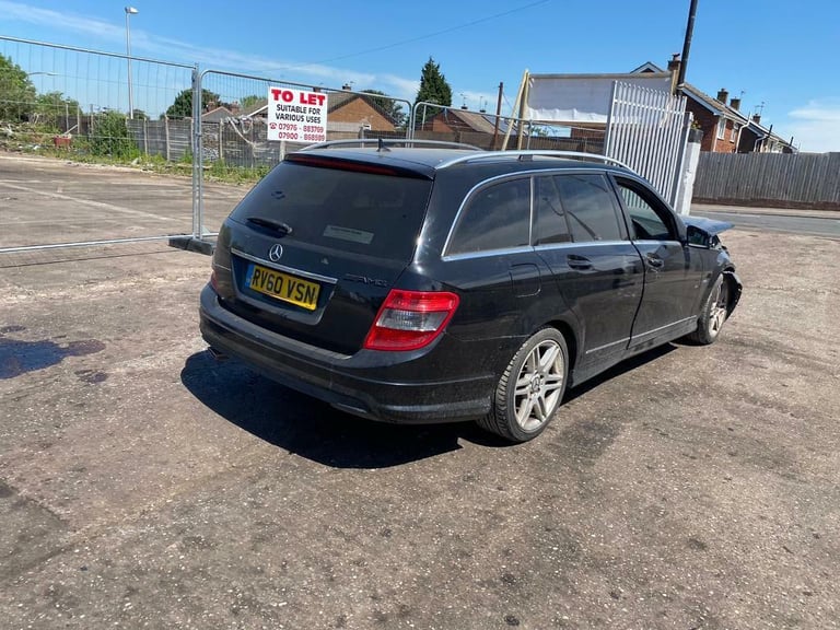breaking for parts meecedes c220 amg automatic 2011 estate