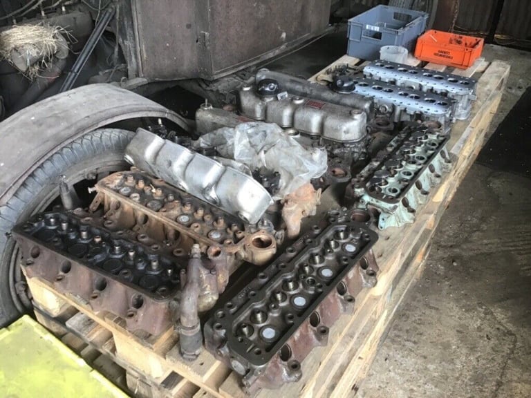 image for LAND ROVER SERIES 2.25 PETROL CYLINDER HEADS