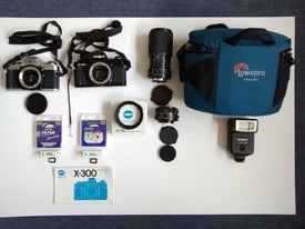 Minolta 35mm Film Camera Equipment