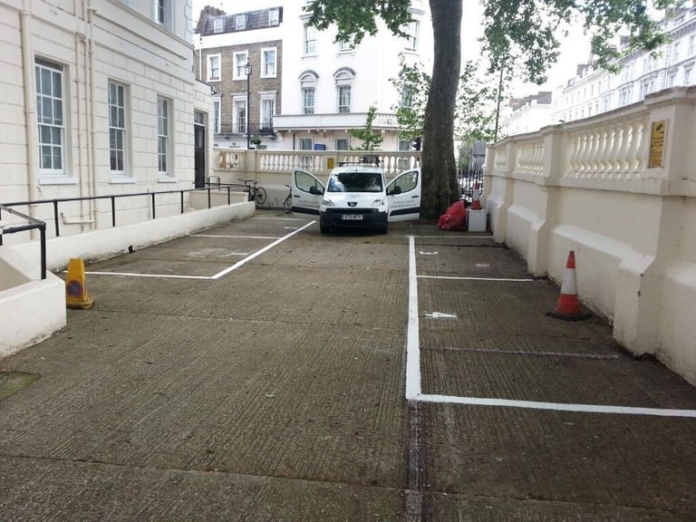 Allocated, Gated, 24/7 Secure Parking Close To***VICTORIA STATION***SW1V 1PG (4691)