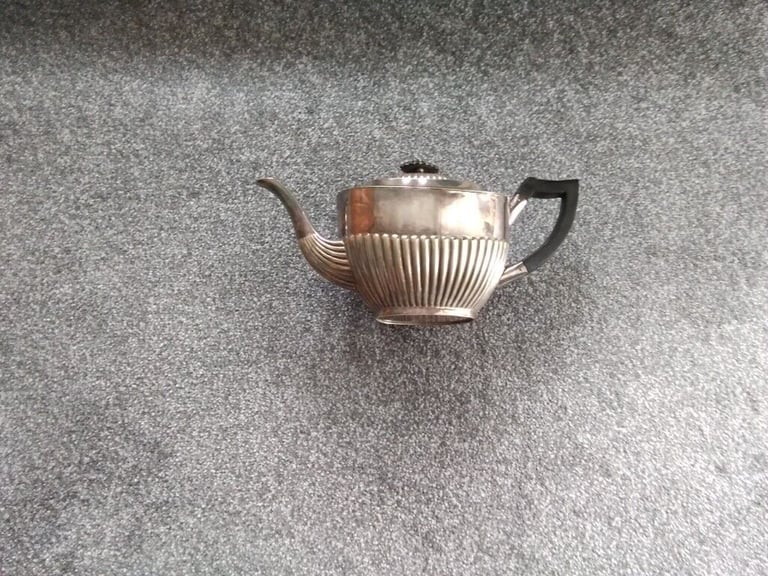 Vintage tea service set EPNS SHEFFIELD 