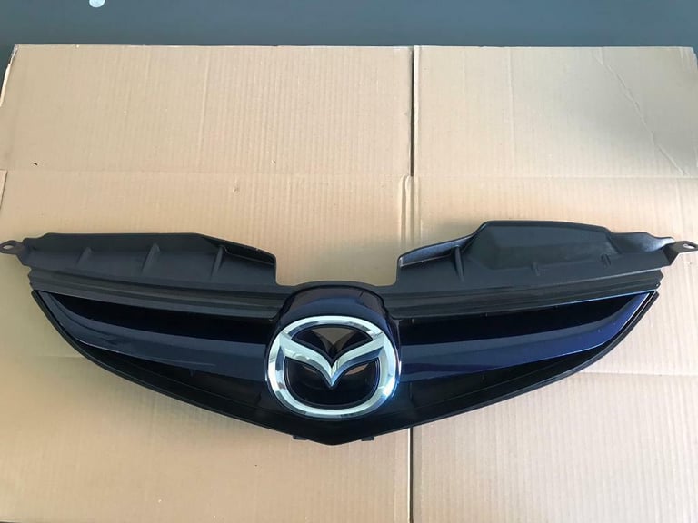 2009 MAZDA 5 SPORT COMPLETE FRONT BUMPER BONNET GRILL WITH BADGE 05-10