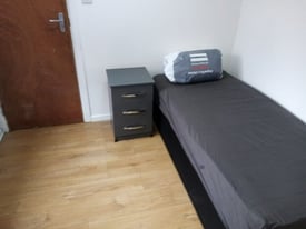 image for ***ROOM TO RENT***SINGLE ROOM in YATESBURY AVENUE B35***ALL DSS ACCEPTED***SEE DESCRIPTION***