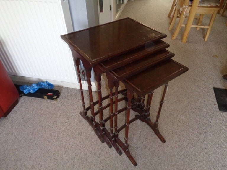 WALNUT/BURR NEST OF 4 TABLES £100 MAIDSTONE