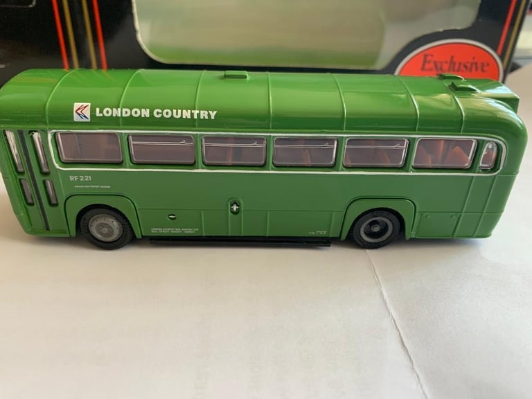 EFE London Country Bus 