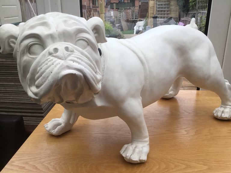 Life size bulldog