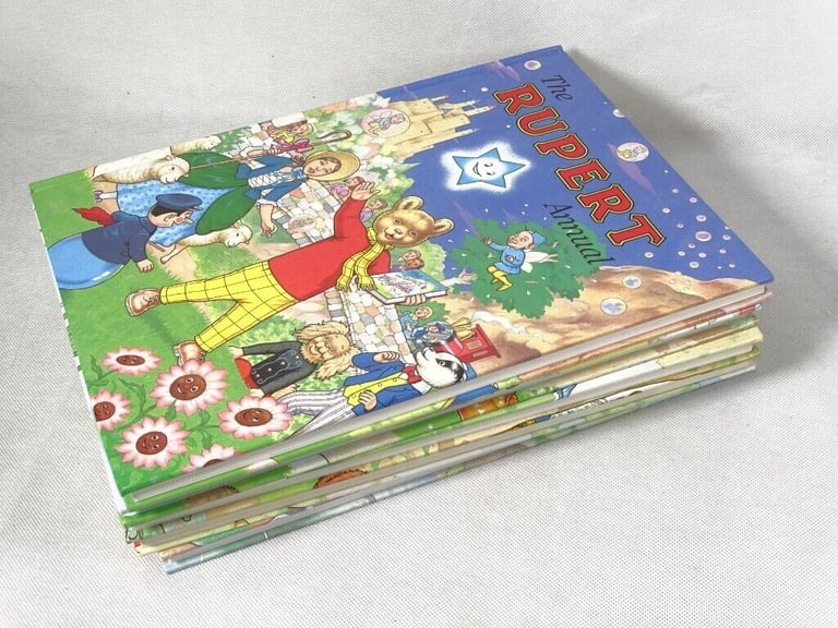  Rupert The Bear Annuals x 5 (1996-1999 +2001). + Rupert hand Puppet #2