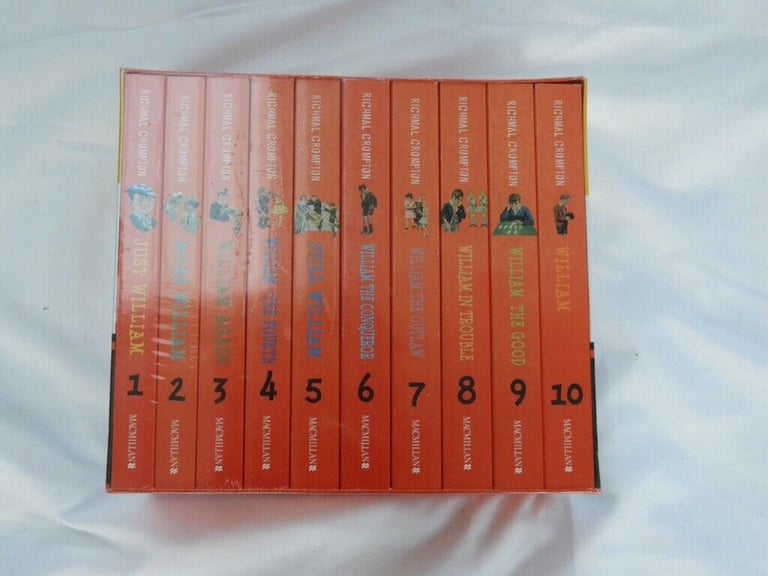 Just William Box Set by Richard Crompton Brand New