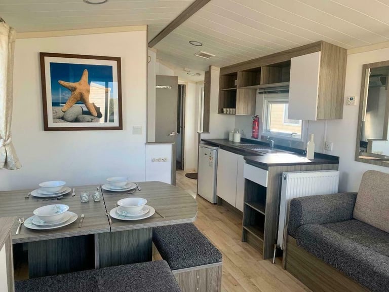 FREE 2022 SITE FEES, CENTRAL HEATED STATIC CARAVAN FOR SALE NORTH WALES 