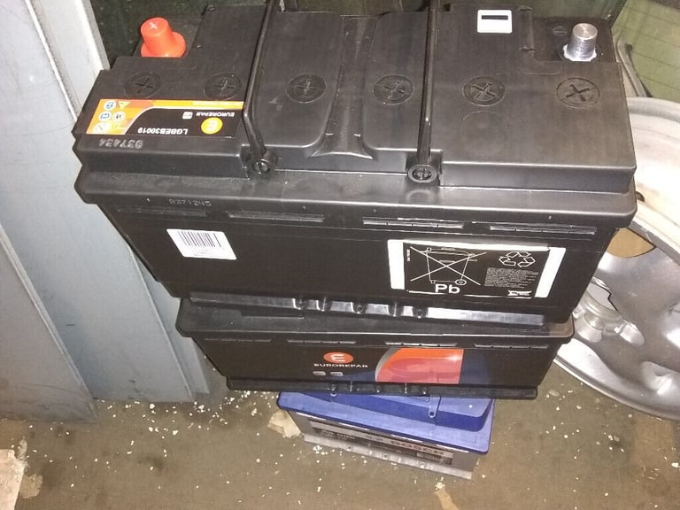 SPECIAL PRICES ON 12 VOLT BATTERIES STANDARD AND STOP START