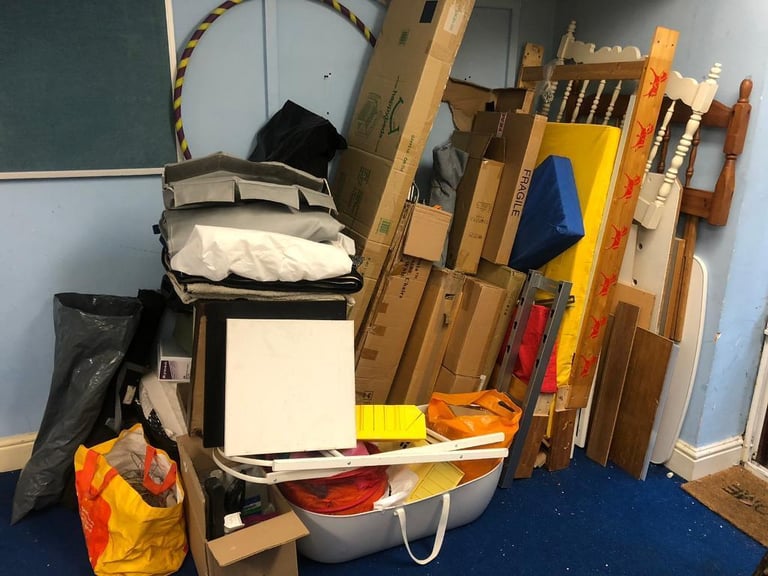 Bundle furniture /cloths and shoes