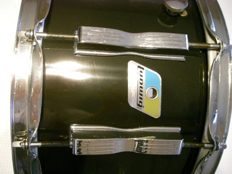 Ludwig 484 Coliseum maple snare drum  14 x 8 - Chicago-'79/'82 - 12 lugs  Black Cortex