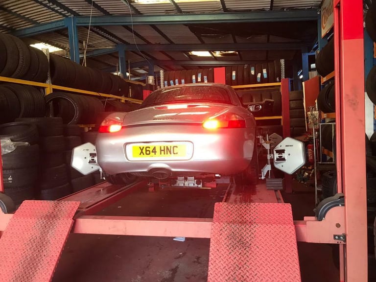 wheel alignment &tracking &tyres new &used size13.to22.Car &van & 4x4 