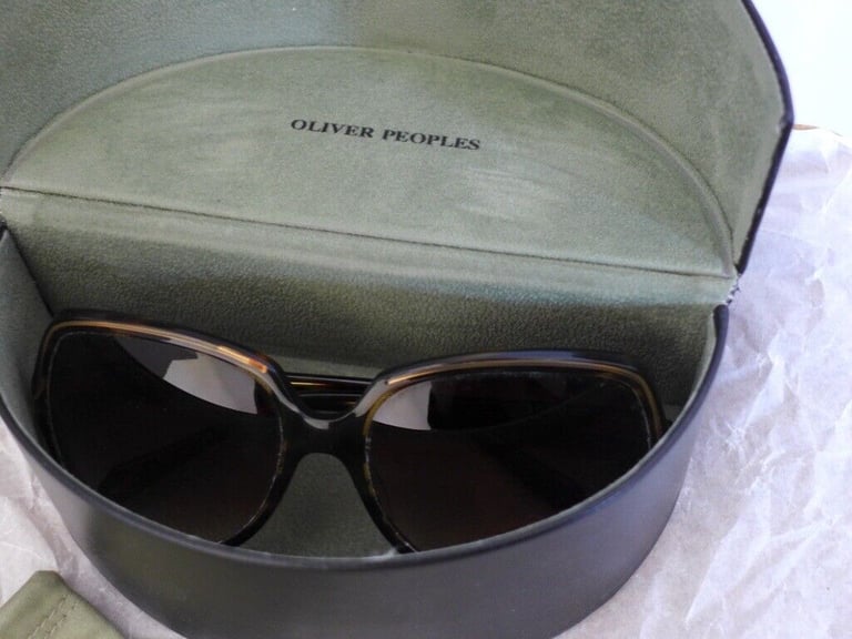 Vintage OLIVER PEOPLES Designer Sunglasses. See photos for style and shape. PERFECT. 