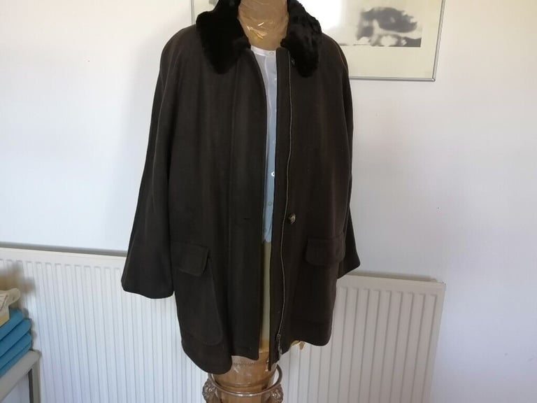 Vintage Designer JACQUES VERT Wool & Cashmere Oversized Jacket . Ex Cond. Ladies. Size : M