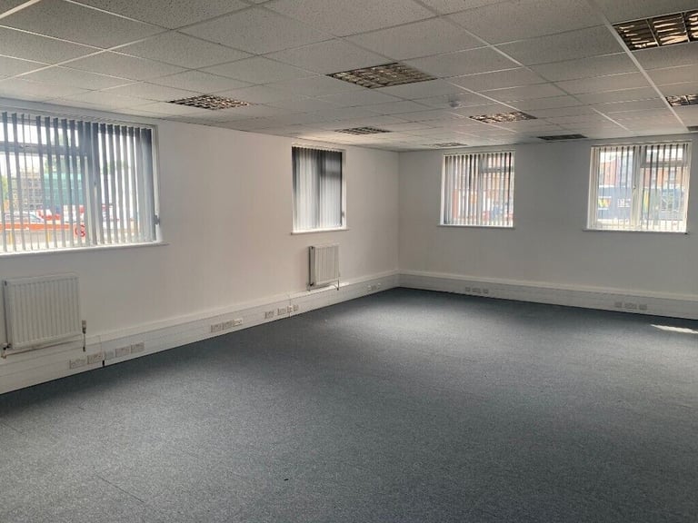 Harborside Wapping Wharf FF 10 desk serviced office available