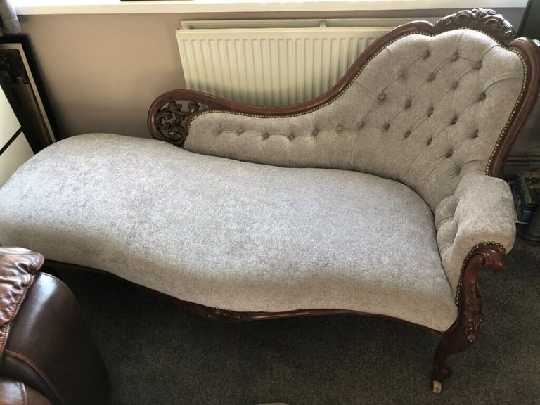 Second hand chaise lounge shop