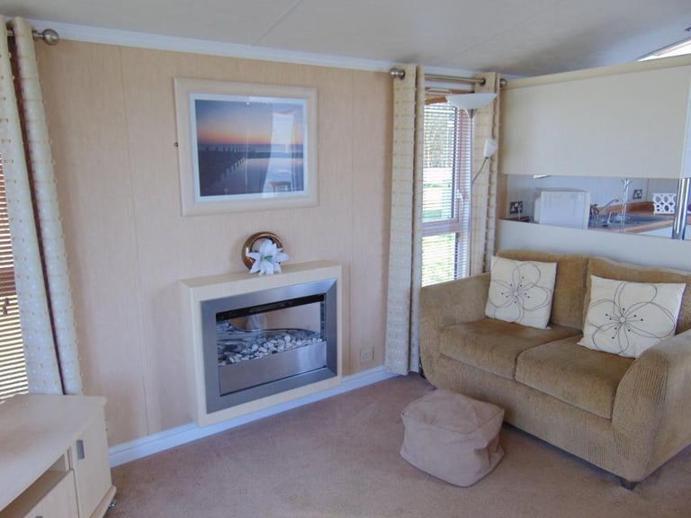 static caravan willerby new horizon 37x12 2bed DG/CH - free uk delivery 