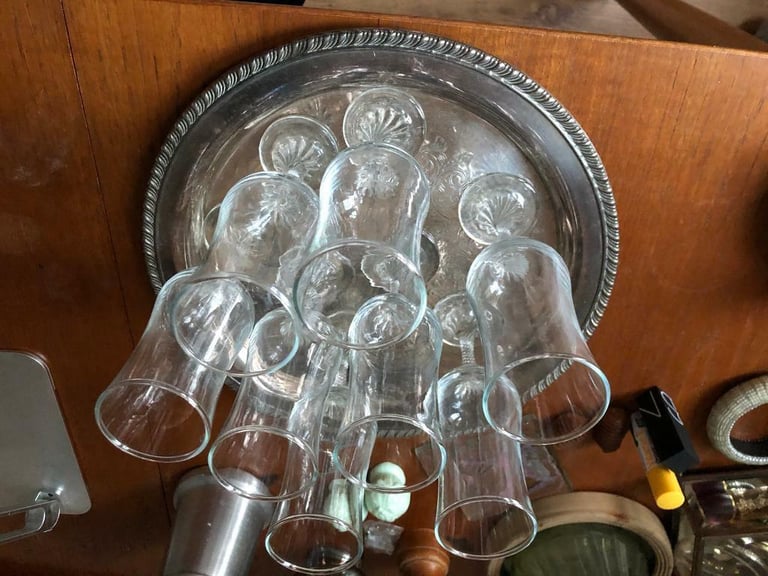 image for 9 retro white wine glasses 