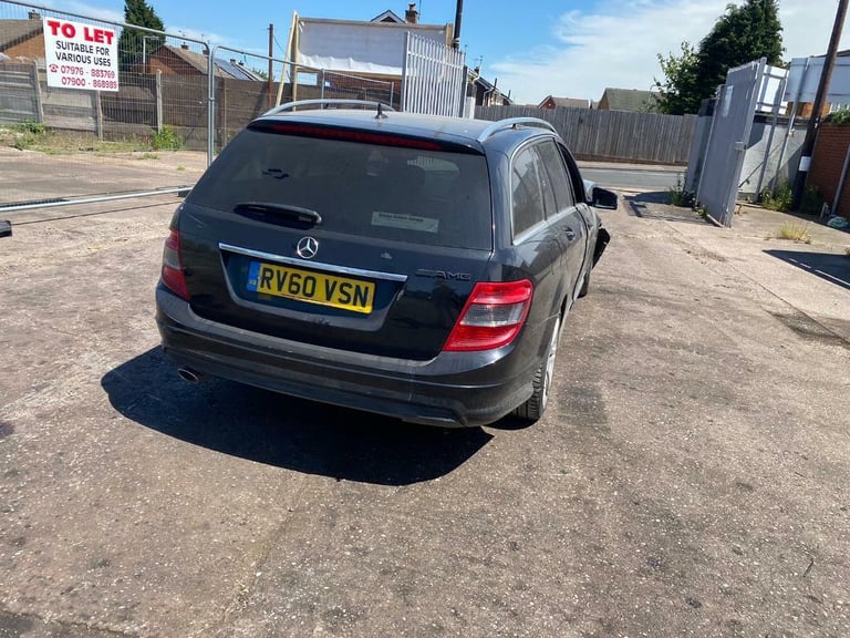breaking for parts meecedes c220 amg automatic 2011 estate