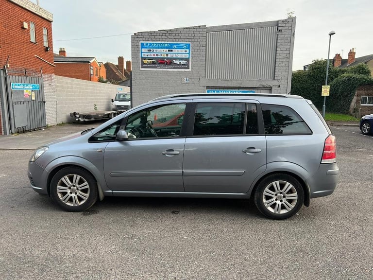 Vauxhall Zafira breaking 