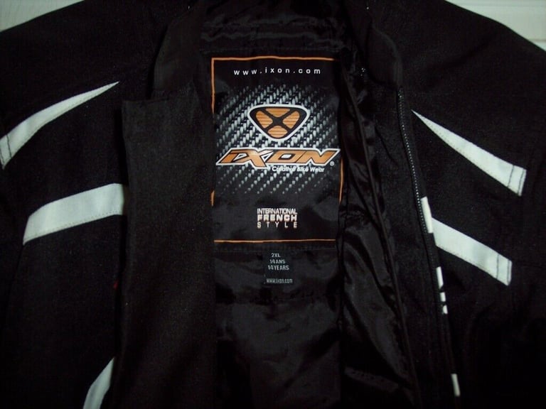 Armoured Motorcycle Jacket and Trousers Age 11 - 14