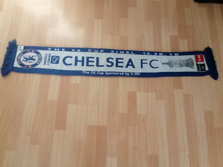 Football Memorabilia: CHELSEA F.C.SCARF. FA Cup Final 2010 Wembley. 
