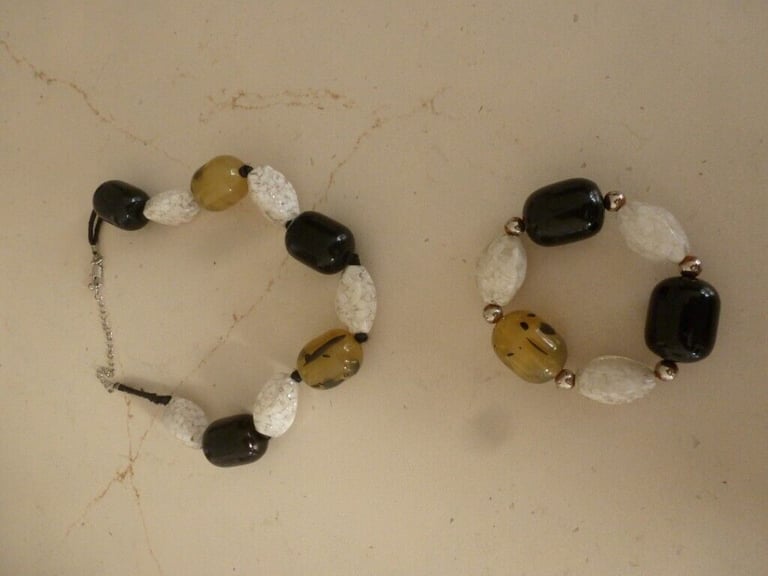 image for Multi coloured costume necklace and bracelet