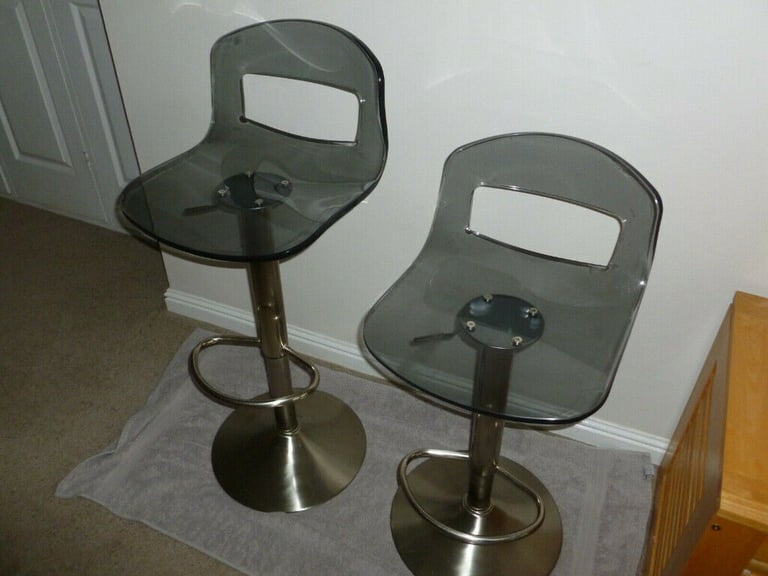 adjustable Bar stools.1 stool left