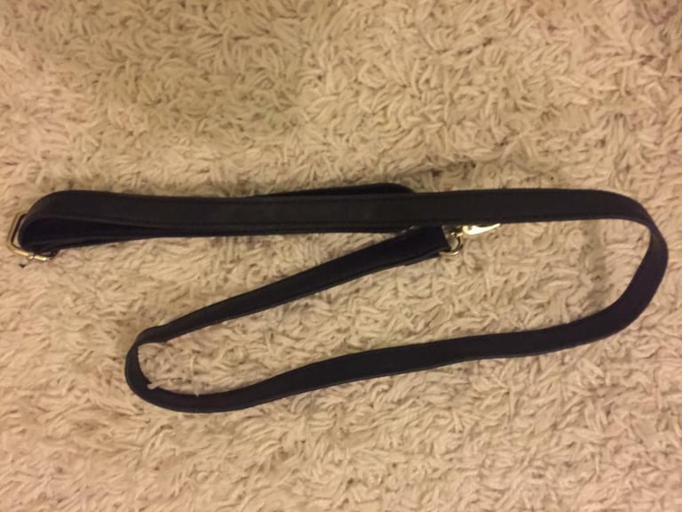 LADIES HAND OR SHOULDER BAG 