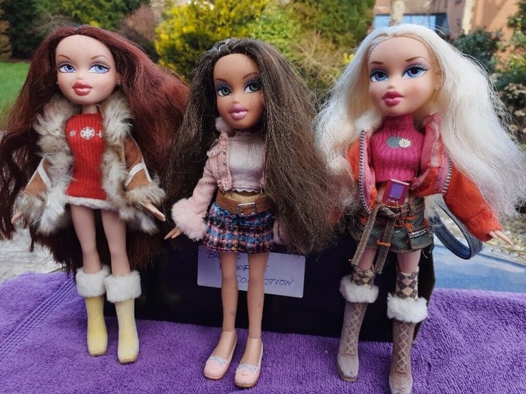 RARE Bratz Trio of Campfire Dolls from 2005 with CLOE, PHOEBE & YASMIN