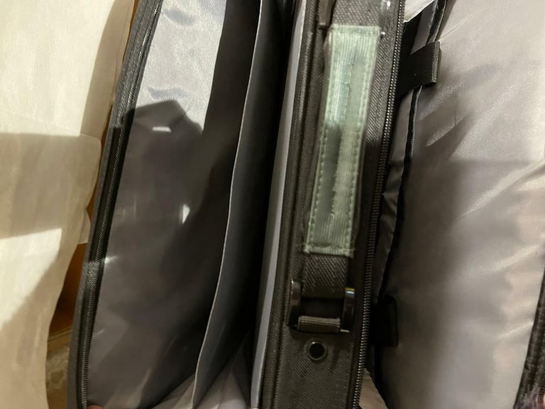 Ne Belkin Laptop Bag Case With Shoulder Strap