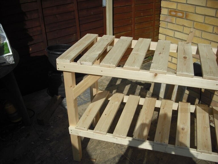 NEW STRONG GREENHOUSE STAGING/POTTING BENCH