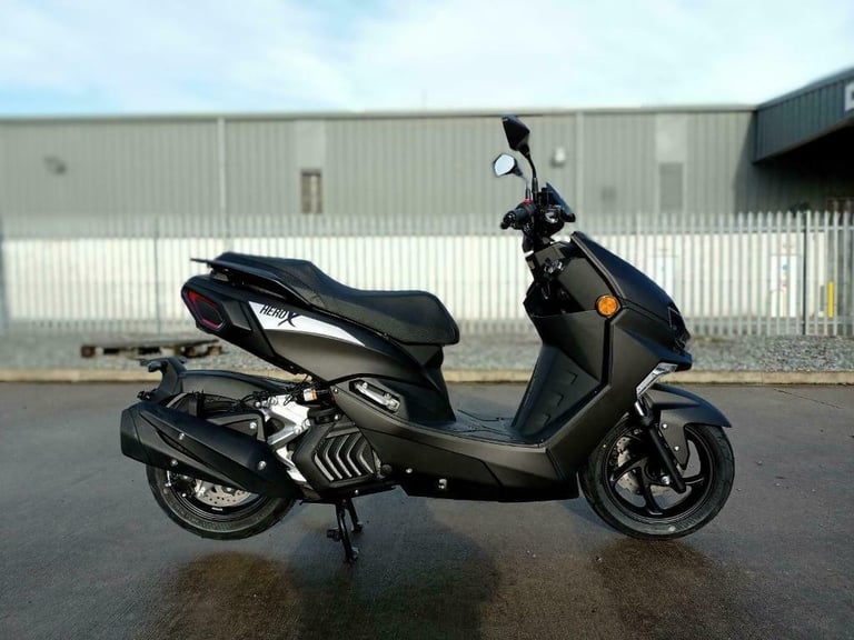 Sinnis Hero X 125 2023 | Fast 125cc Sports Scooter | Delivery & Finance UK/IRE  | in Elgin, Moray | Gumtree