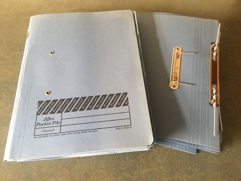 	10 Eastlight Jiffex blue files: 6 x A4 (unused) & 4 x foolscap pocket (used). Can post. £4 ovno lot
