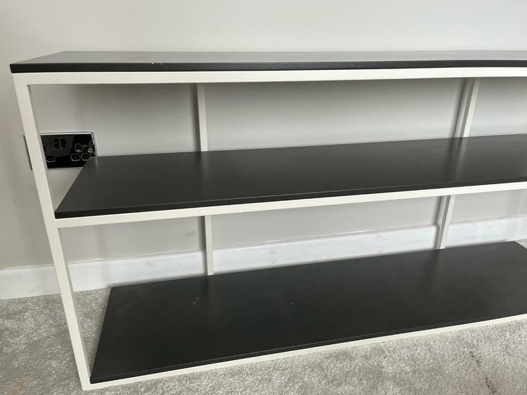 image for BO CONCEPT Console and Table