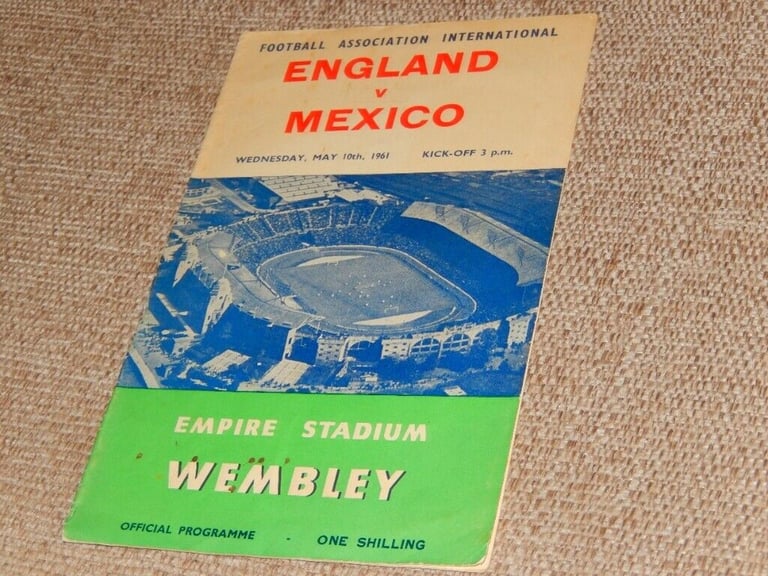 ENGLAND V MEXICO 1961 PROGRAMME WITH TICKET FREE P&P