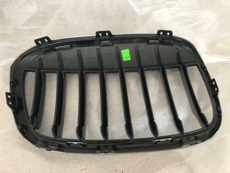 BMW X1 (F48) Kidney Grills