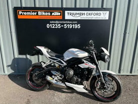 TRIUMPH STREET TRIPLE RS 765cc NAKED MOTORCYCLE 