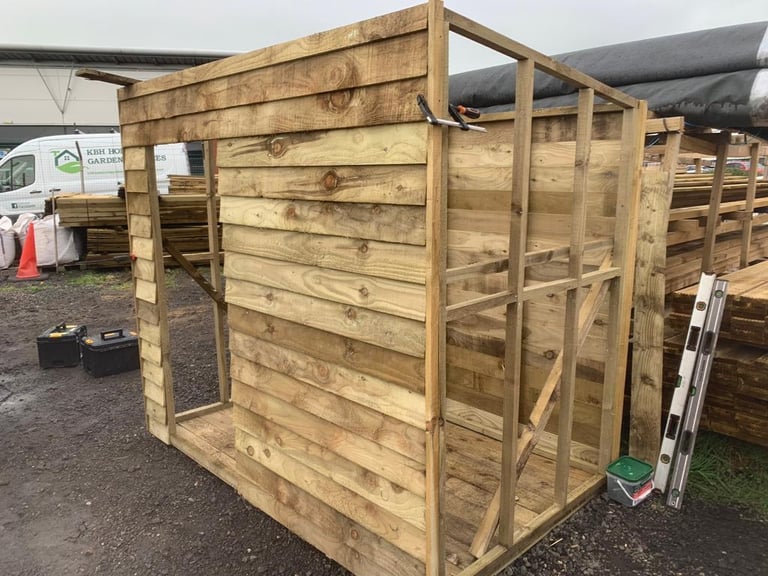  Sheds and decking 
