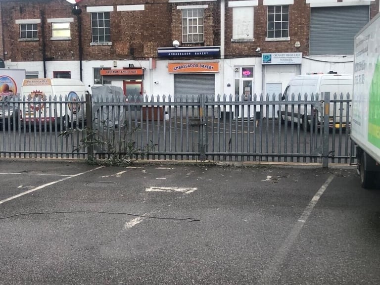 Yard Space/Coach/Lorry/Mini Bus/Vehicle Parking in Wembley (HA9)