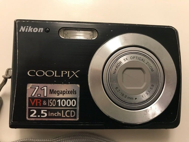 Nikon Coolpix S200 7.1 Megapixels 2.5 inch LCD