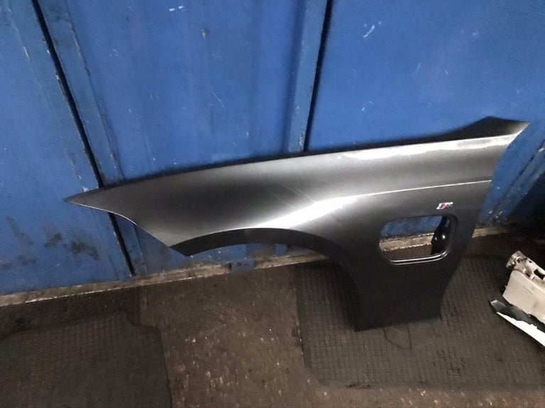 image for BMW 3 Series 2020 G20  hybrid  passenger side wing