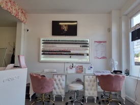 Nail Station to Rent